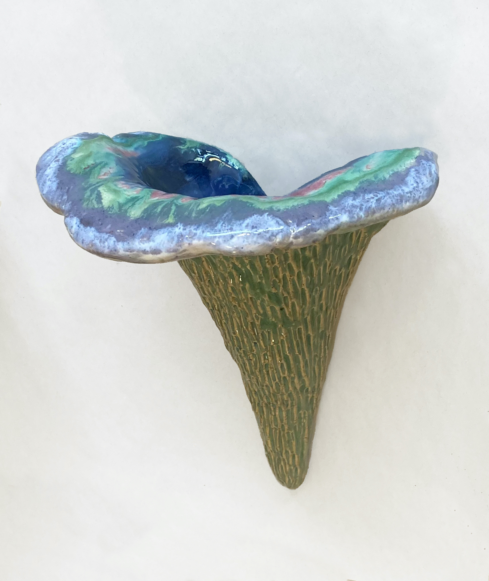 Porling blau, 2023, Keramik , glasiert, 28 x 20 x 15cm